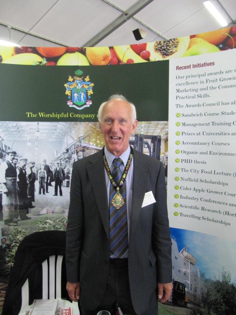 Sandys Dawes, 'Master' of The Worshipful Company of Fruiterers! Sandys Dawes, 'Master' of The Worshipful Company of Fruiterers!